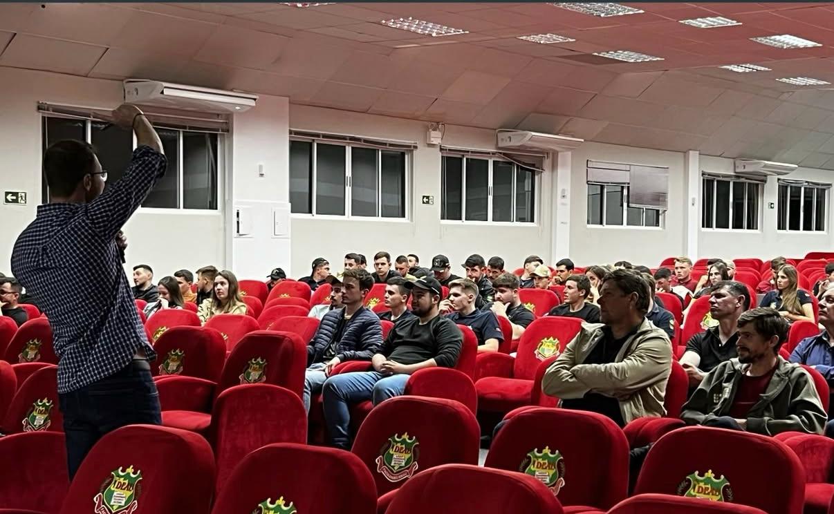 Palestra sobre Bioinsumos na Agricultura